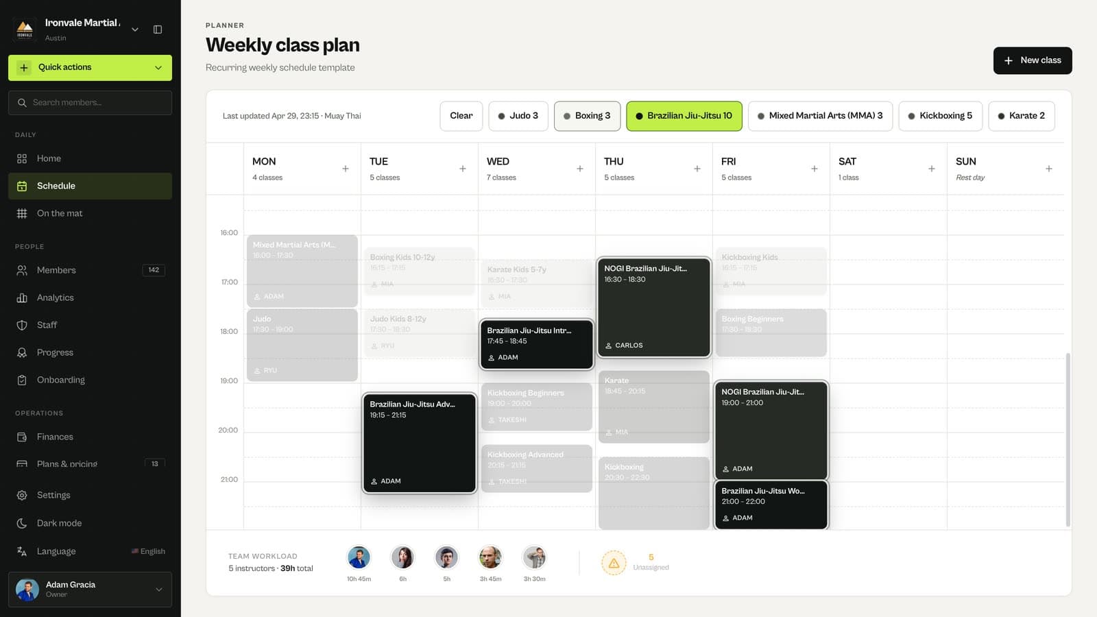 Weekly class plan filtered by discipline in MatSync